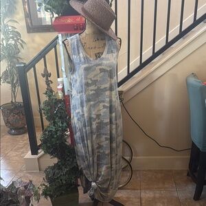 Gray and Blue Sleeveless Scoop Neck Sundress